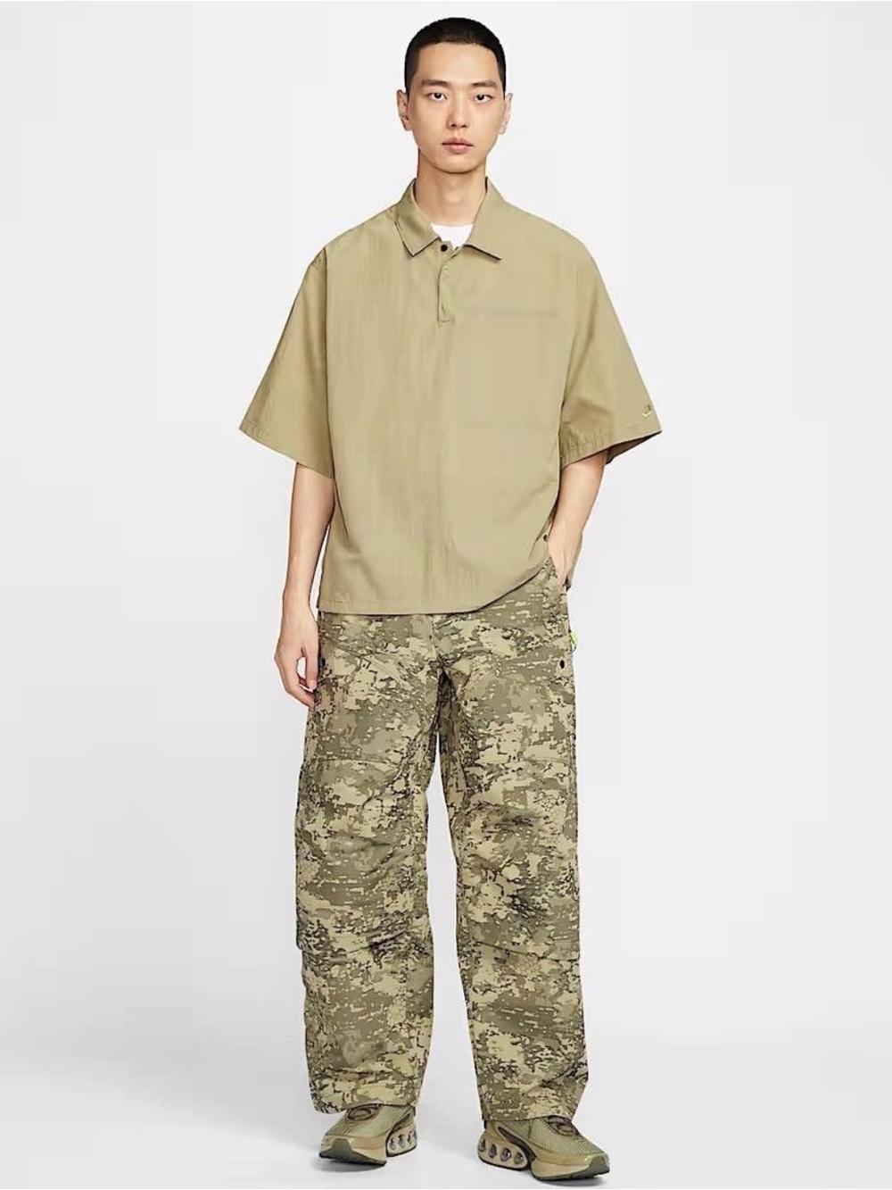 Nike Cordura Camo Utility Bag in Beige and Black with Yellow Tag